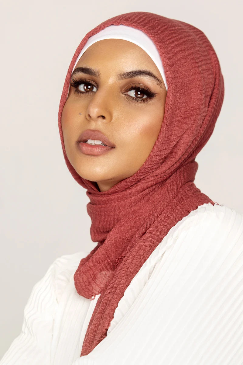 Everyday Crinkle Hijab - Goji Berry